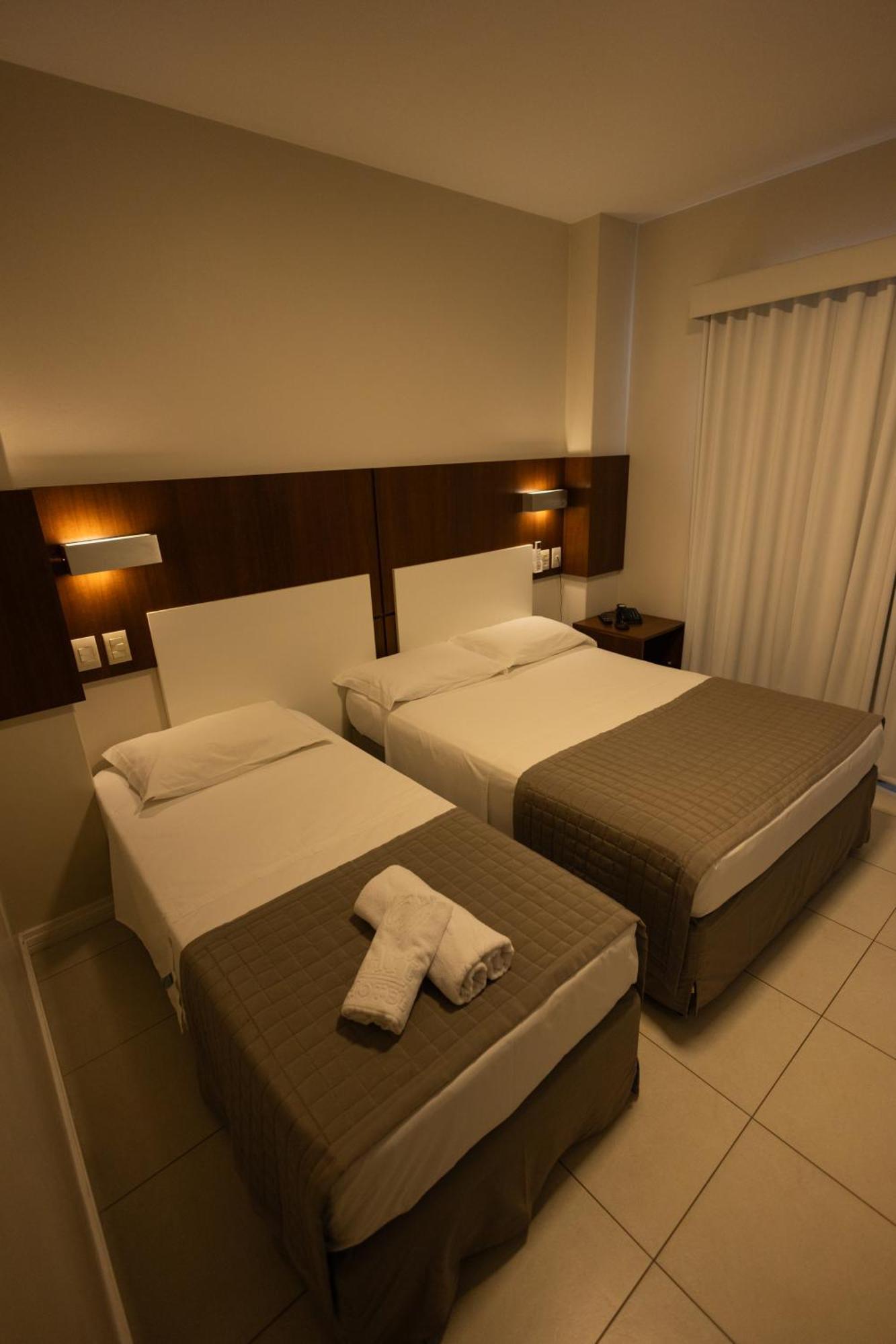 Art Hotel ชูบาเรา ภายนอก รูปภาพ