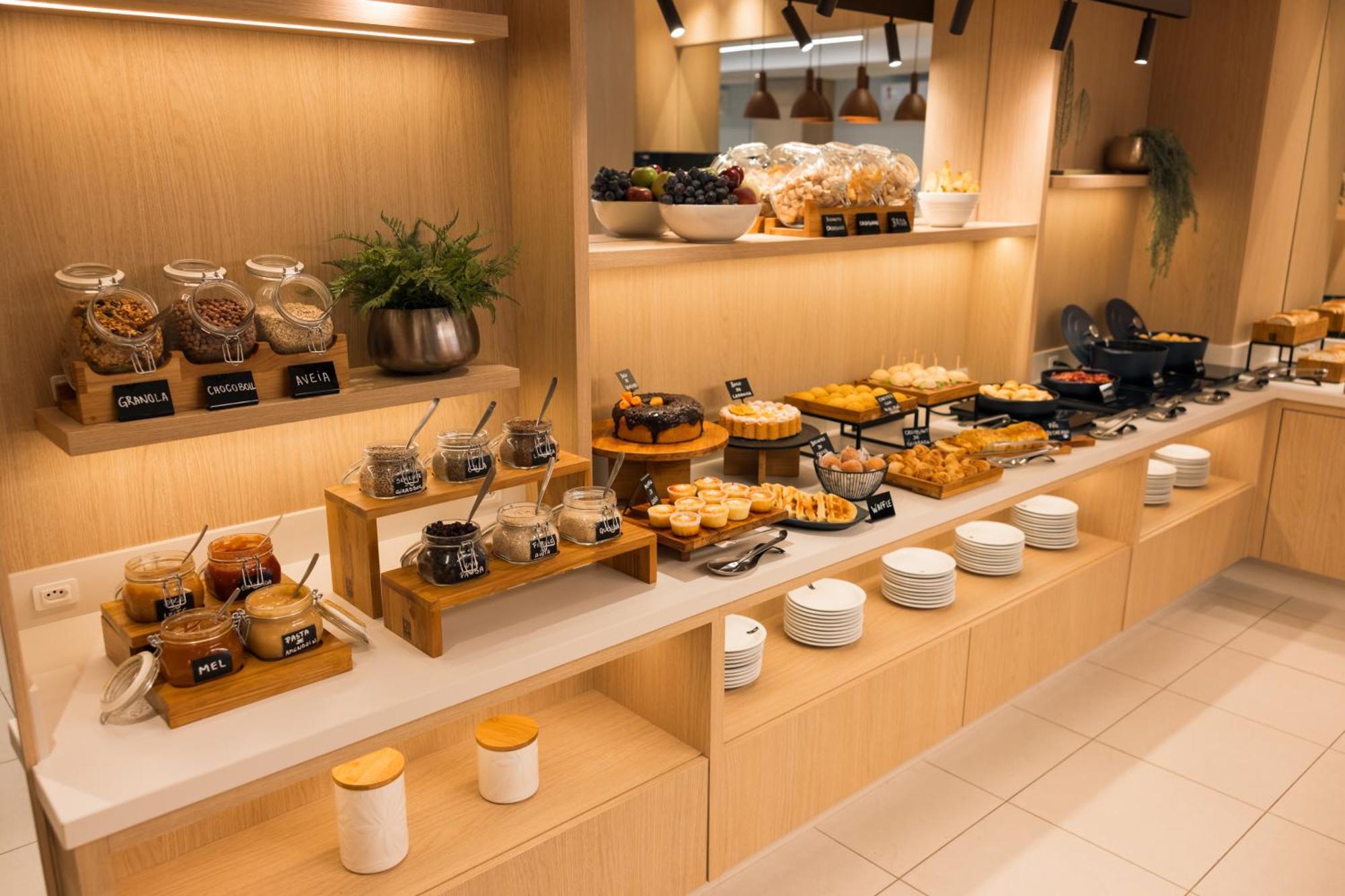 Art Hotel ชูบาเรา ภายนอก รูปภาพ